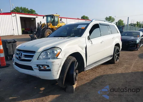 2010 Mercedes-Benz Gl 450 4Matic z USA, uszkodzony, nr VIN 4JGBF7BE4AA611195